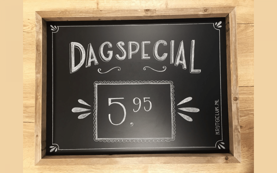 Krijtbord beschrijven van een cafe of restaurant