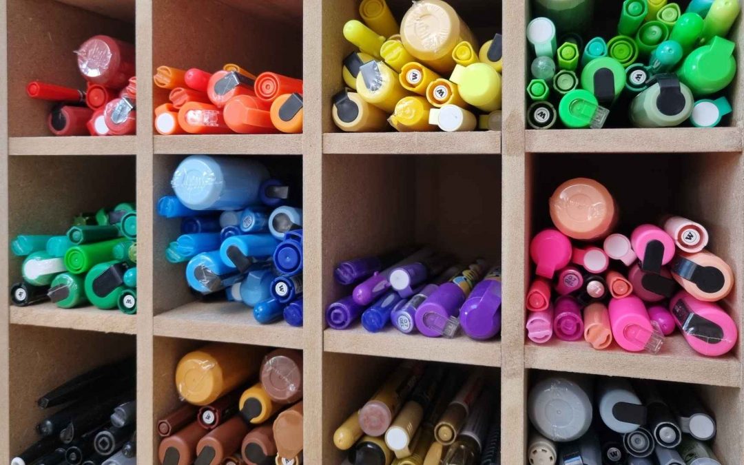 Welke materialen heb je nodig om te handletteren?