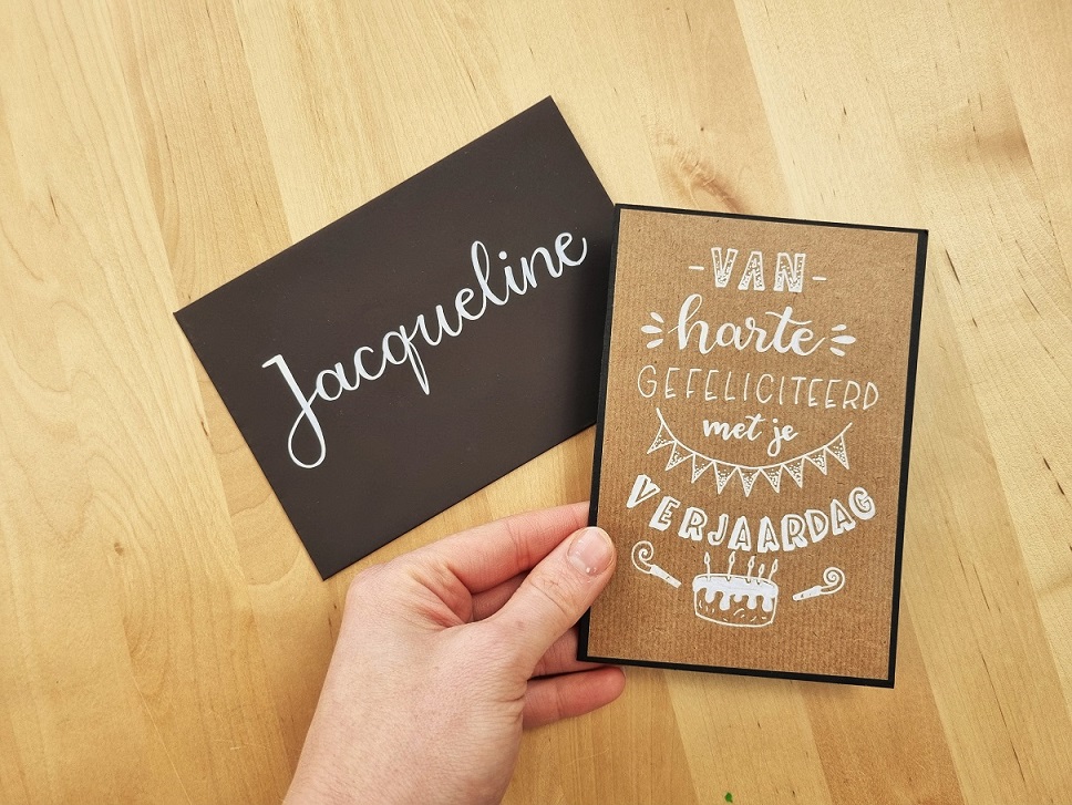 cursus-handletteren-verjaardagskaart-maken