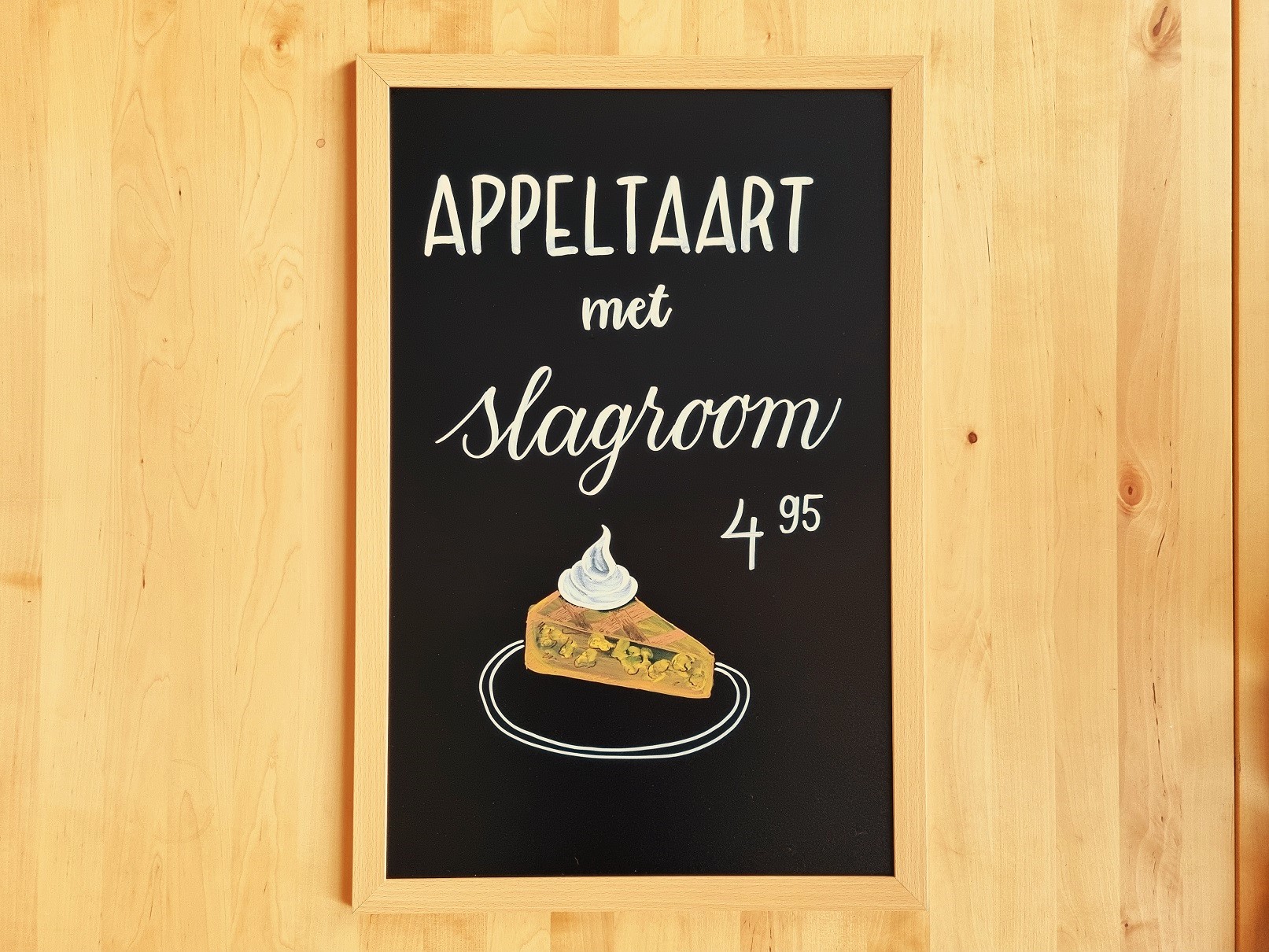 krijtbord-schrijven-appeltaart-met-slagroom