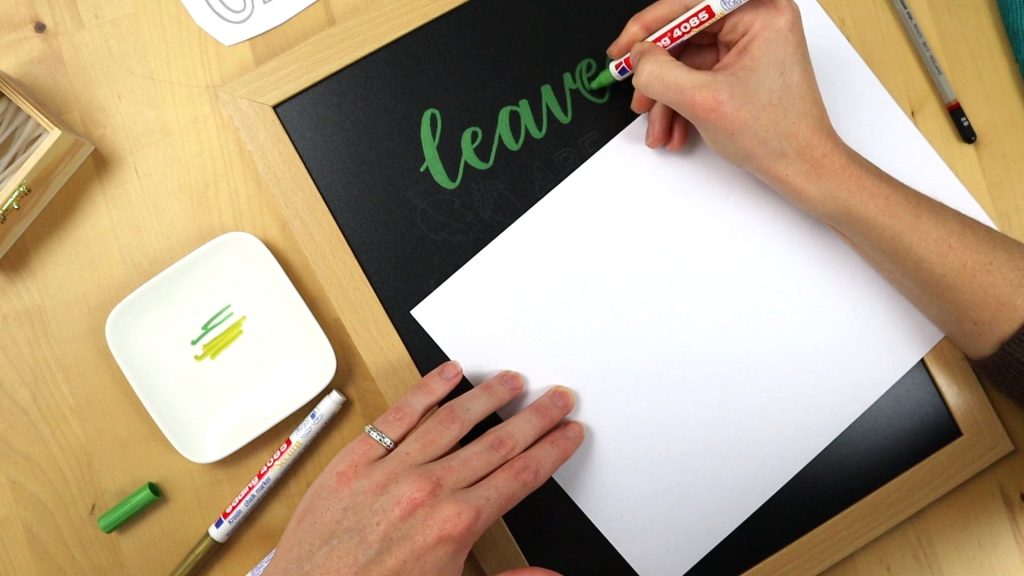 quote-krijtbord-handletteren-krijtstift-herfst-stap6