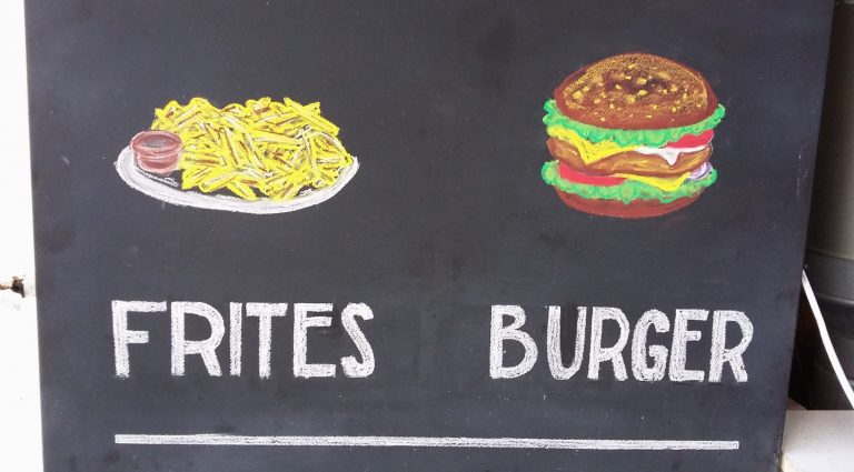 Maak-tekeningen-van-eten-op-je-krijtbord